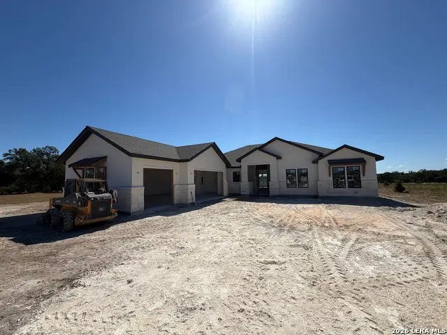 1014 Horseshoe Falls, Bandera, TX 78003 - #2