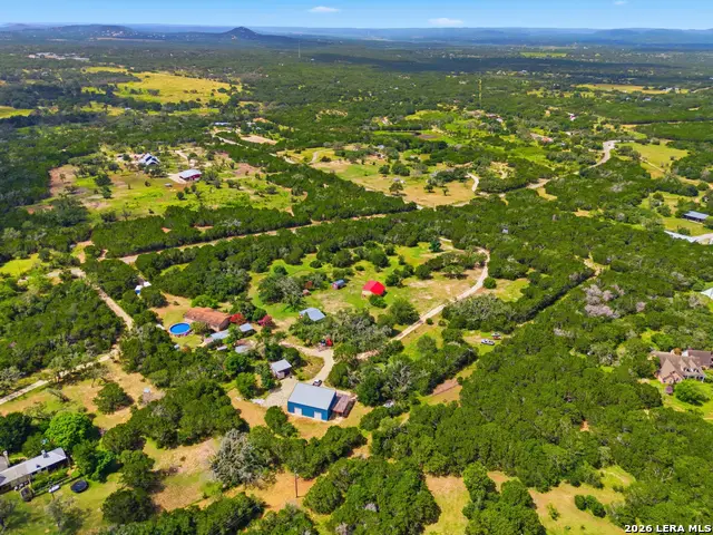443 Oak Hills Rd, Pipe Creek, TX 78063 - #2