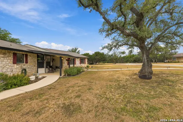 297 Starburst Ln, Bandera, TX 78003 - #2
