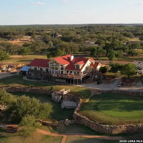 887 Helsman Dr, Brownwood, TX 76801 - #2