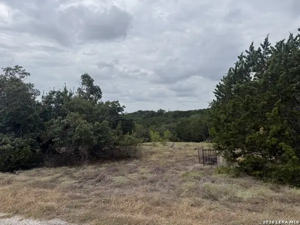 279 Magnolia Mdw, Canyon Lake, TX 78133