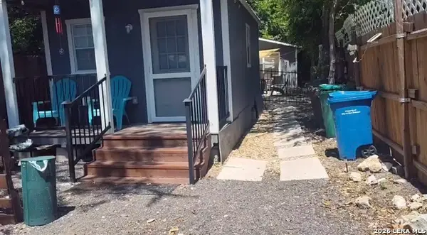 1305 Vickers Ave, San Antonio, TX 78211
