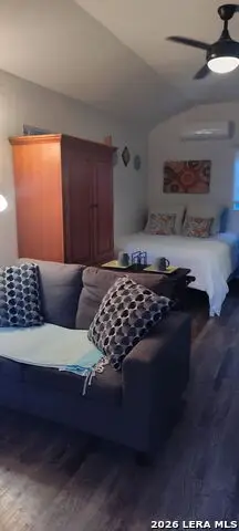 1305 Vickers Ave, San Antonio, TX 78211 - #2