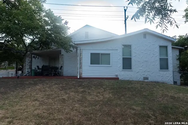 133 W Huisache Ave, San Antonio, TX 78212 - #3