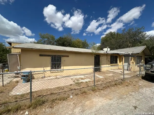 34 County Road 521, Eagle Pass, TX 78852 - #1