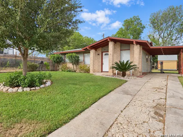1923 Supreme Dr, San Antonio, TX 78220