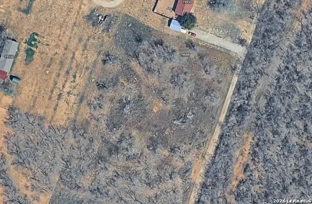 000 Ballard, Elmendorf, TX 78112 - #2