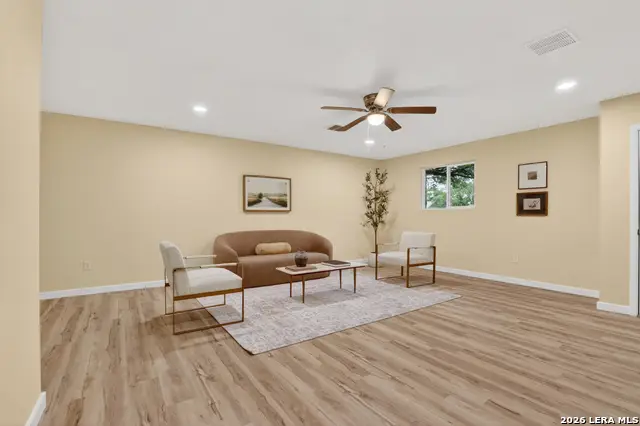 203 Haverlah Rd, Pleasanton, TX 78064 - #3