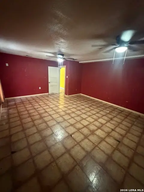 1210 W Gerald, San Antonio, TX 78211 - #3