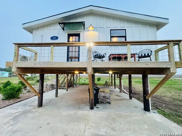 773 Powderhorn Ln, Port Lavaca, TX 77979 - #1