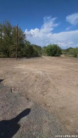 105 County Road 5607, Castroville, TX 78009