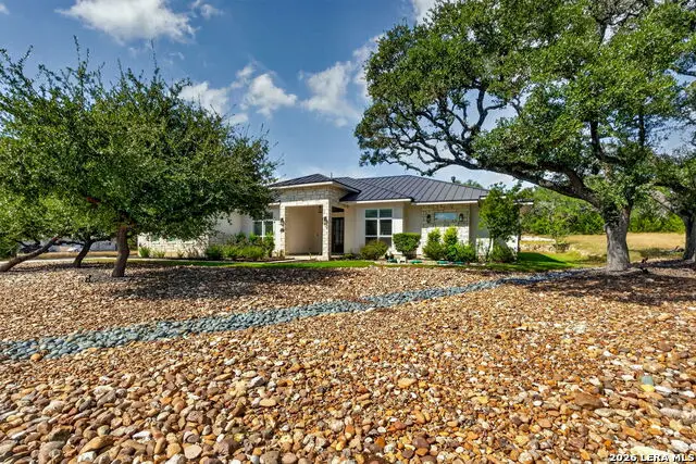 909 Annabelle Ave, Bulverde, TX 78163 - #2