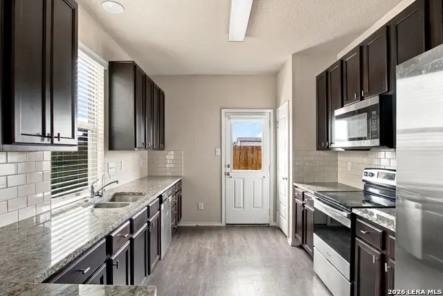 10562 Green Lake Dr, San Antonio, TX 78223 - #3