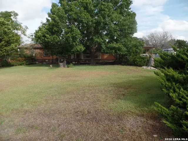 158 Oak Valley Dr, Lakehills, TX 78063 - #3