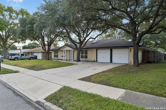 3126 Mayfair Dr., San Antonio, TX 78217 - #3