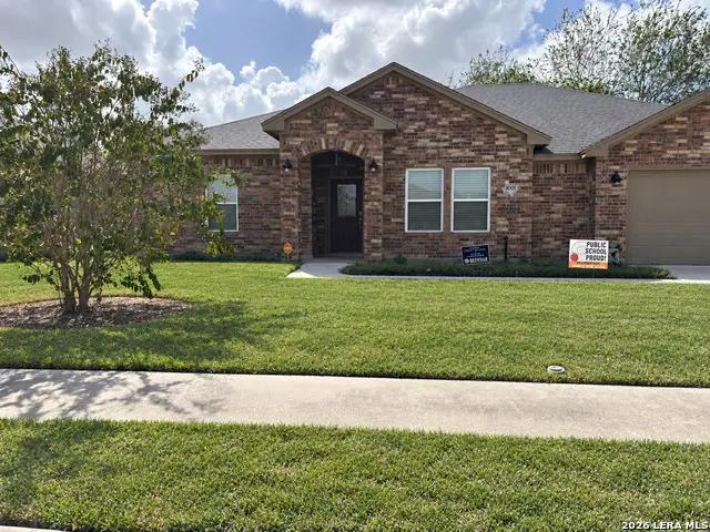 1001 Bluecrest, Beeville, TX 78102 - #1