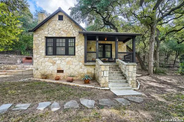 19706 Grey Forest Dr, Helotes, TX 78023