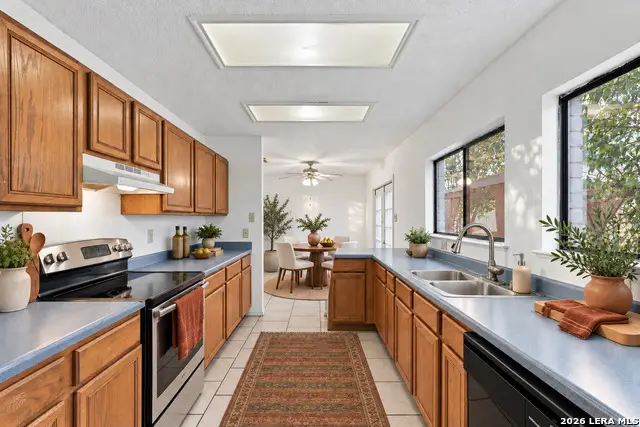 14318 Cougar Trl, San Antonio, TX 78230 - #2