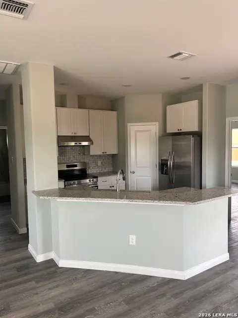 604 Mustang Circle, Nixon, TX 78140