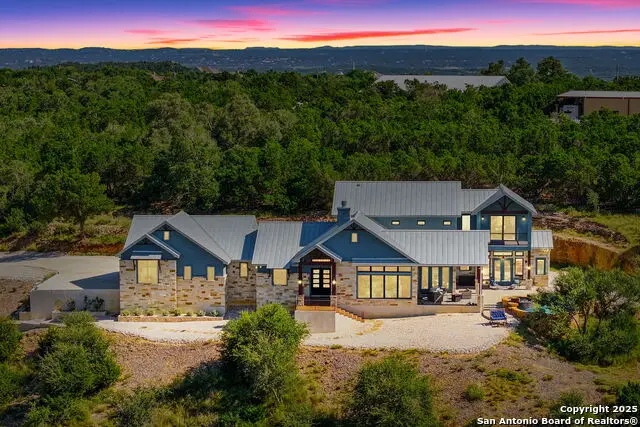 1023 Comanche Rdg, New Braunfels, TX 78132 - #3