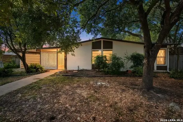 238 Pinewood Ln, San Antonio, TX 78216