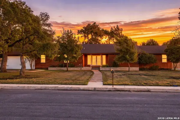1106 W Main St, Kerrville, TX 78028