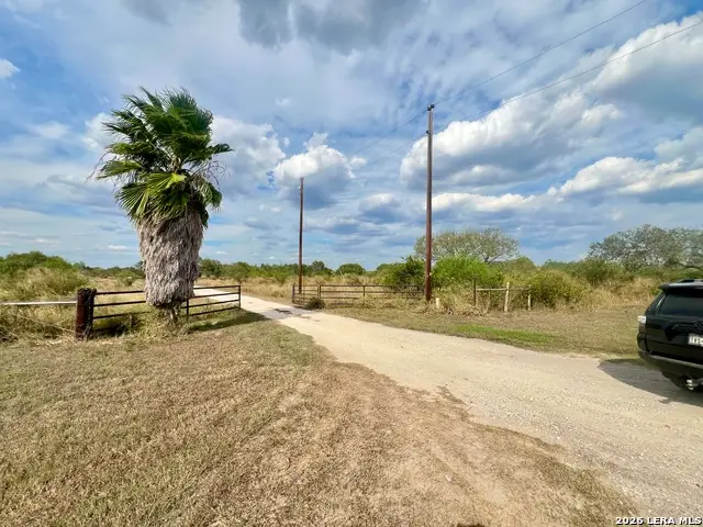 1264 Fm 797, Skidmore, TX 78389 - #2