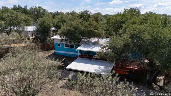 1301 Skylark, Canyon Lake, TX 78133
