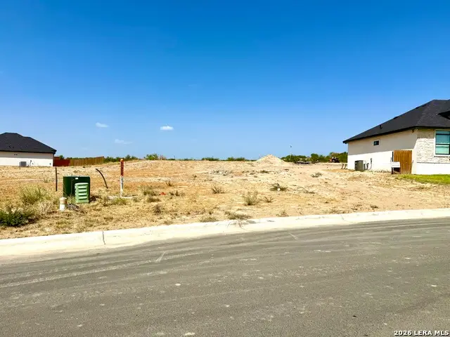 807 Ceniza Dr, Eagle Pass, TX 78852 - #2
