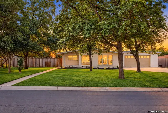 100 Riviera Dr, Castle Hills, TX 78213 - #1