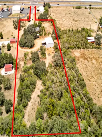 2124 Us Highway 90 W, Castroville, TX 78009 - #1