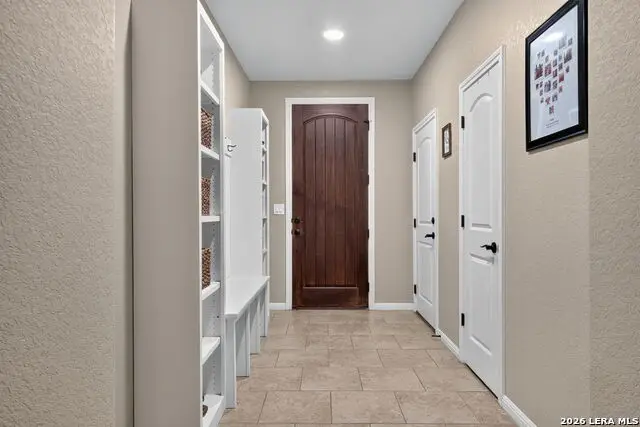 225 Iron Gate, Pleasanton, TX 78064 - #3