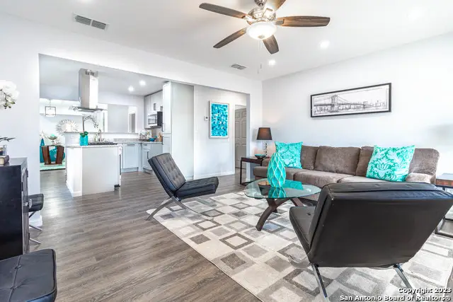 1209 Kentucky Ave, San Antonio, TX 78201 - #1