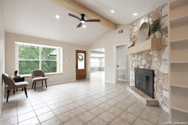 102 Sparrow Hawk Trl, Boerne, TX 78006 - #2