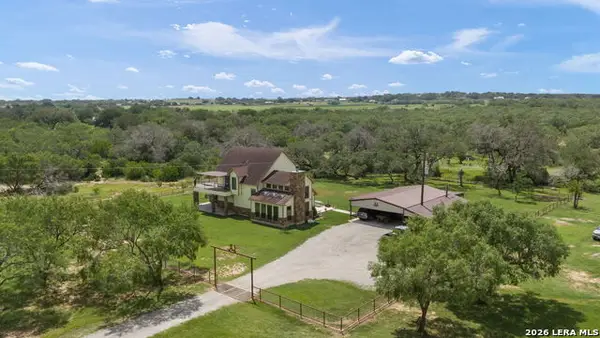 11970 New Sulphur Springs Rd, Adkins, TX 78101