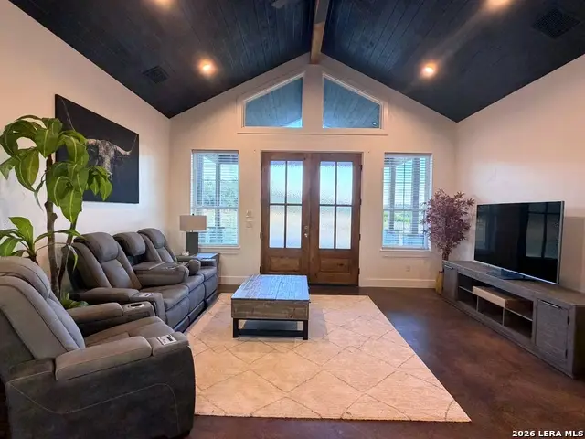 729 Skyline Dr, Blanco, TX 78606 - #3
