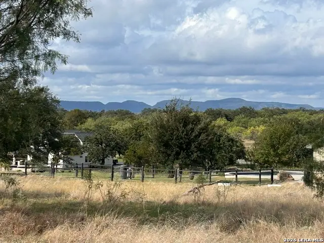 118 Samantha Ln, Kingsland, TX 78639 - #1