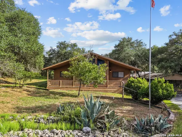 104 Dorothy St, Lakehills, TX 78063