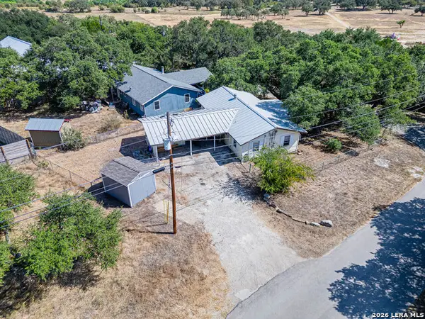 751 Scenic Terrace Dr, Canyon Lake, TX 78133
