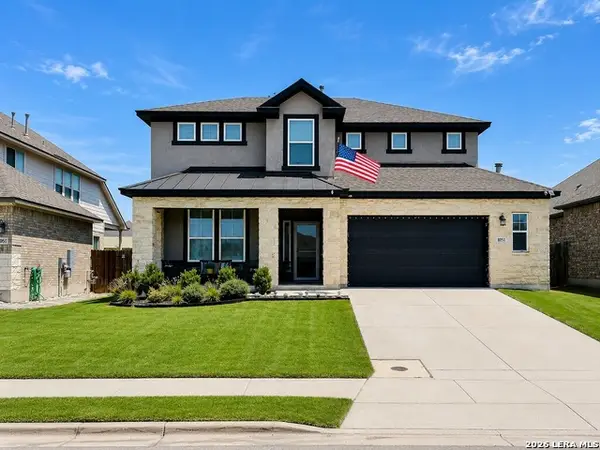 1051 Buffalo Grv, New Braunfels, TX 78130