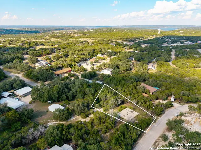 651 Valley Rdg, Canyon Lake, TX 78133 - #1