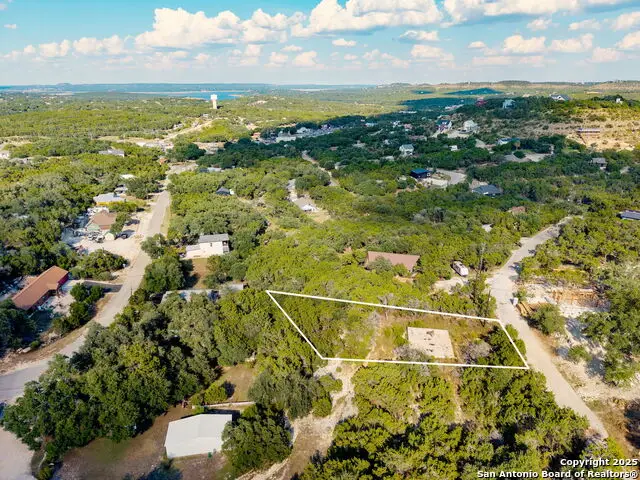 651 Valley Rdg, Canyon Lake, TX 78133 - #3
