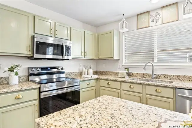3910 Arrowwood Bnd, San Antonio, TX 78261 - #3