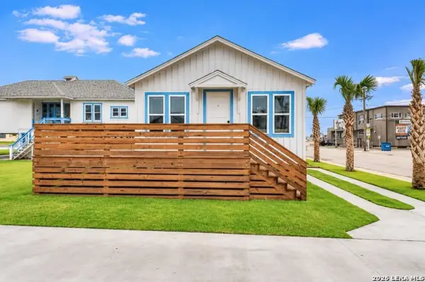 340 Alister St #6, Port Aransas, TX 78373