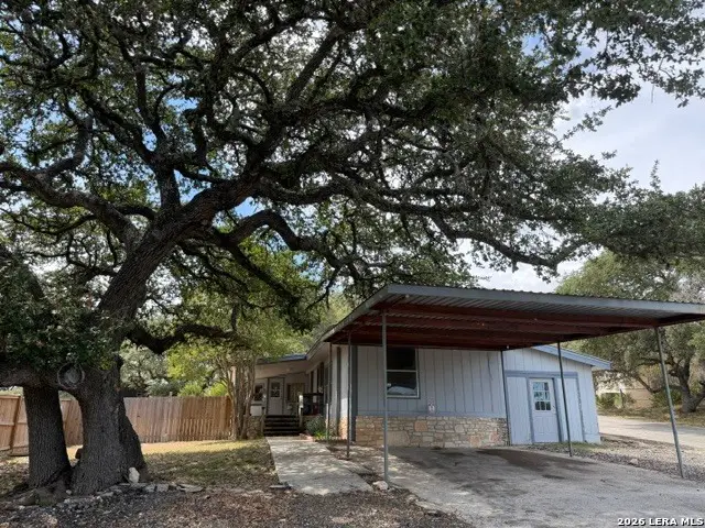 1596 Live Oak Dr, Canyon Lake, TX 78133 - #2