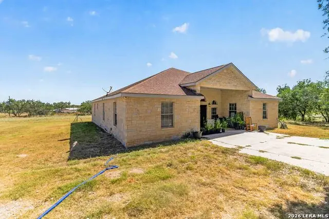 21174 Us Highway 281 S, San Antonio, TX 78264 - #2