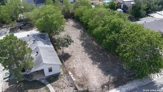 1416 W Gerald Ave 1, San Antonio, TX 78211 - #2
