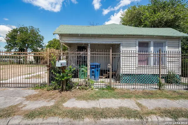 438 S San Dario Ave, San Antonio, TX 78237 - #1