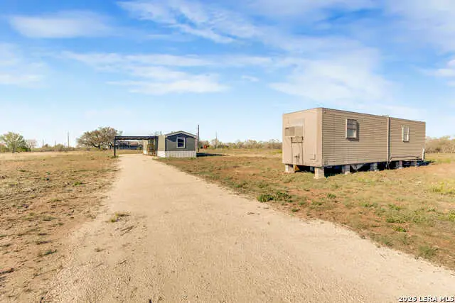 2811 Cr 467, Devine, TX 78016 - #3