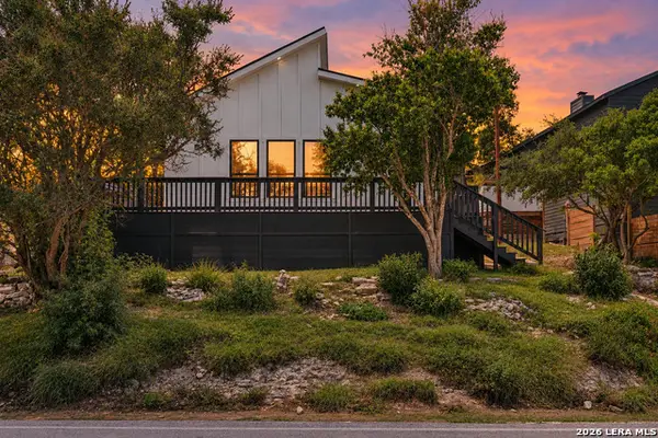 12596 Park Road 37, Lakehills, TX 78063